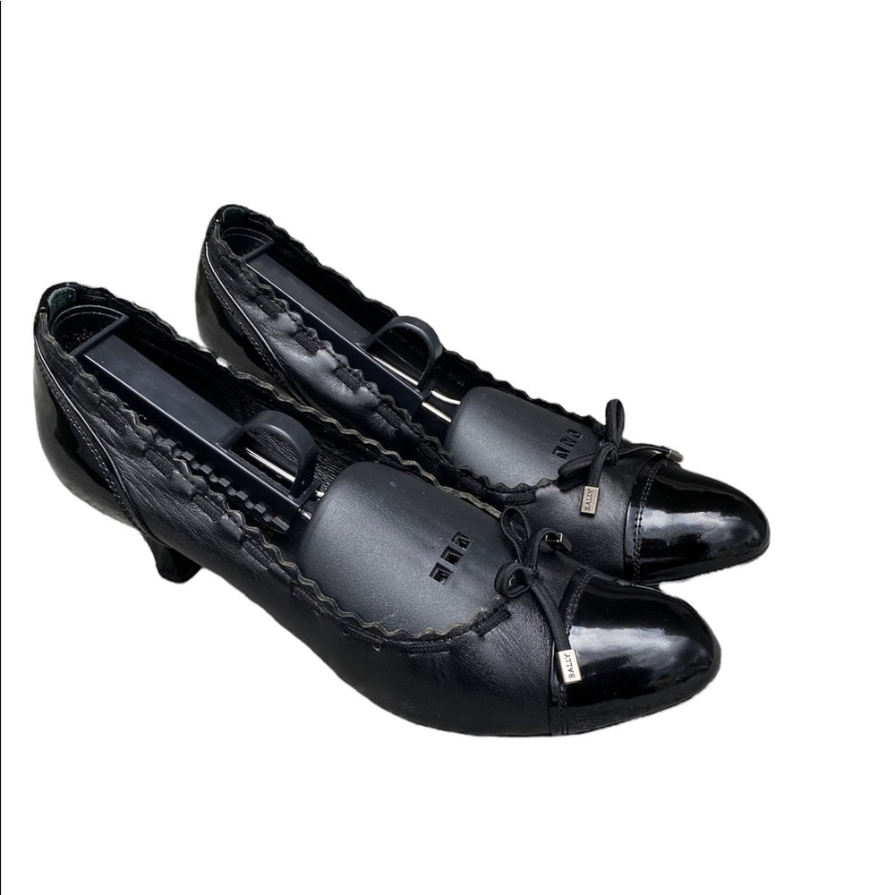 Bally Heels​